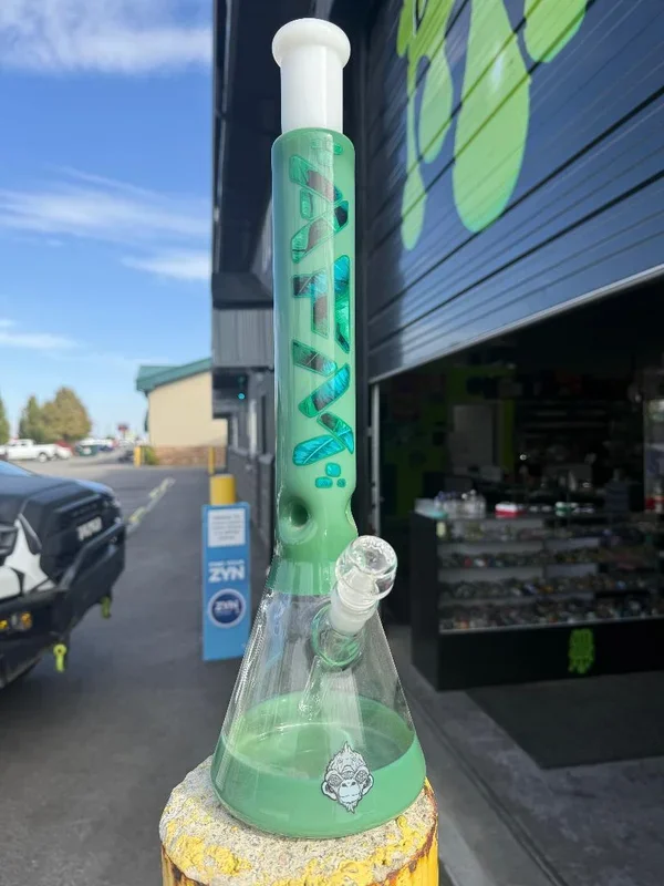 AFM Glass 18″ Quasar Glass Leaf Flower Beaker 14mm 45°