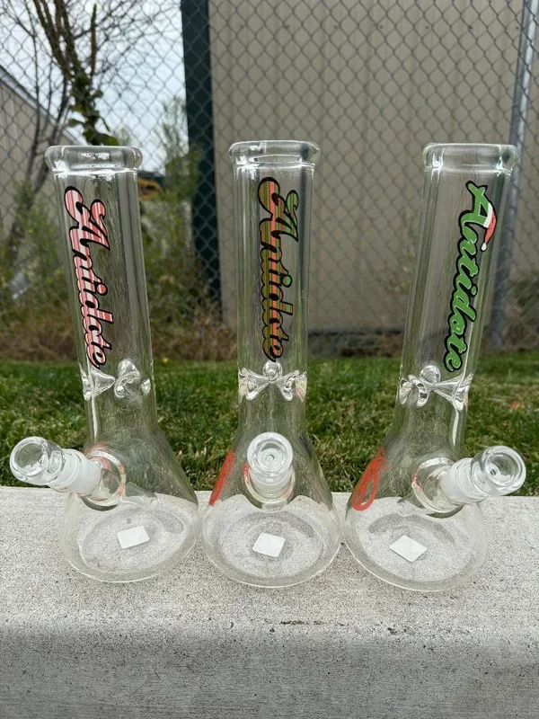 Antidote 12″ Holiday Special 9mm Beaker 14mm 45°