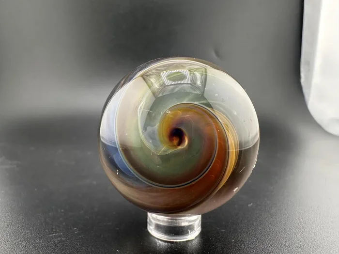 Brando Glass Large Marble – Swirled Backed Implosion