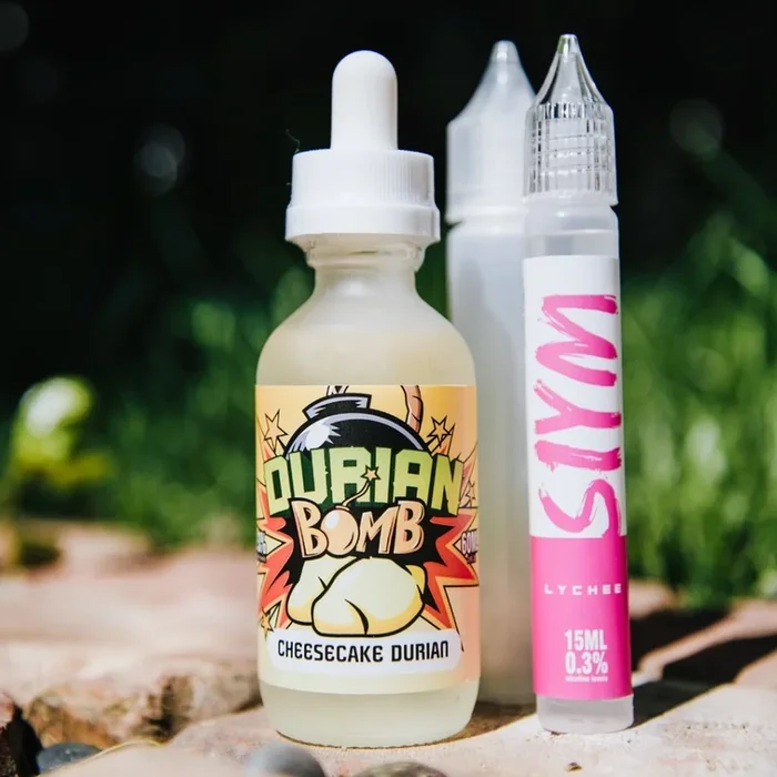 DURIAN BOMB E-LIQUID – CHEESECAKE DURIAN (60ML GLASS BOTTLE)